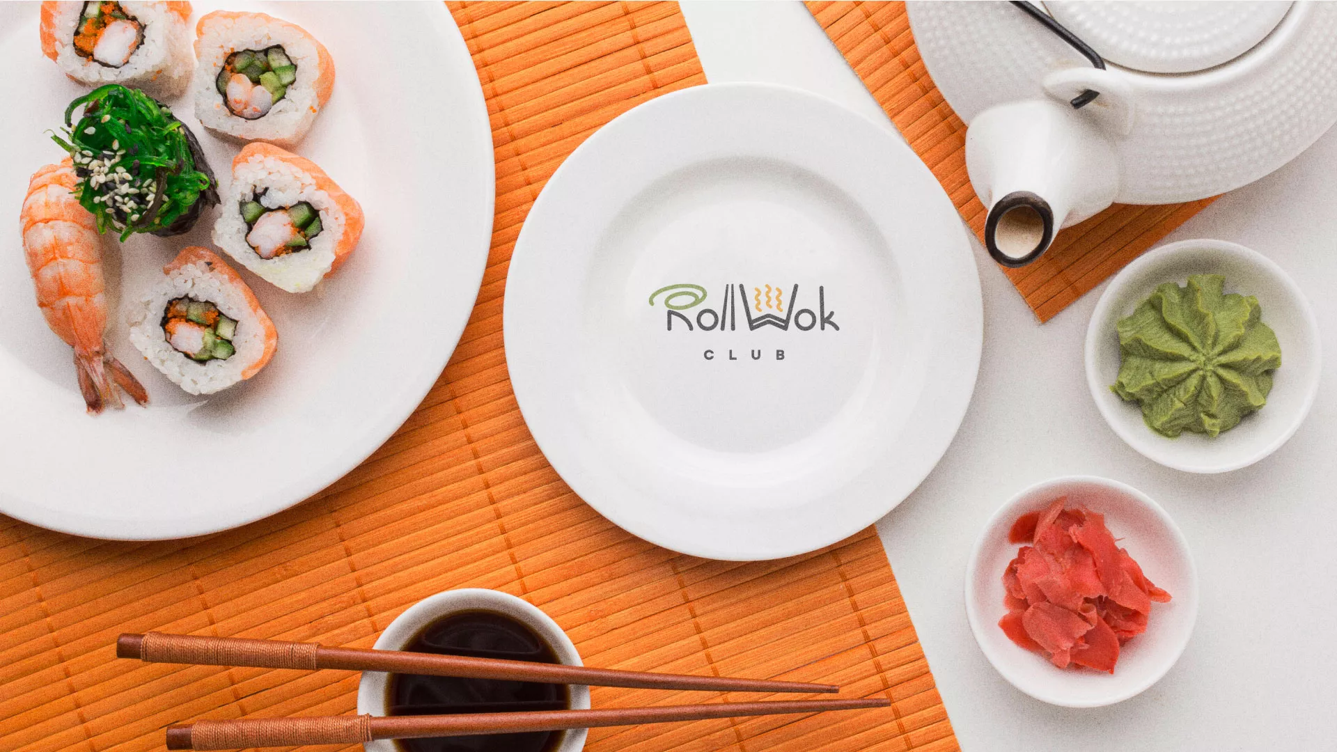 Разработка логотипа и фирменного стиля суши-бара «Roll Wok Club» в Краснознаменске